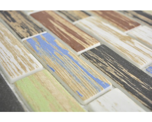 Mosaikplatta i träimitation