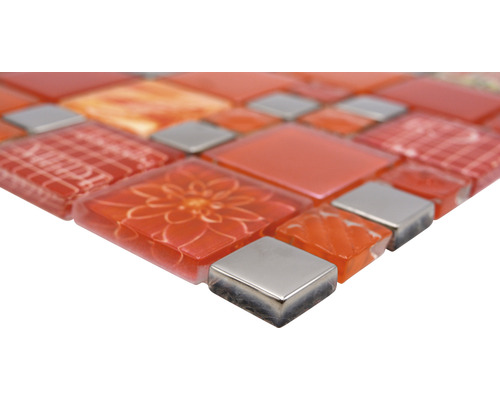 Mosaikplatta av glas och metall