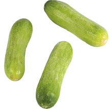 Tre gröna gurkor