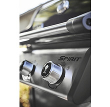 Detaljvy av en Spirit gasolgrill med vridknappar för styrning