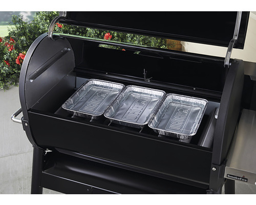 Tre Weber droppskålar i grillen