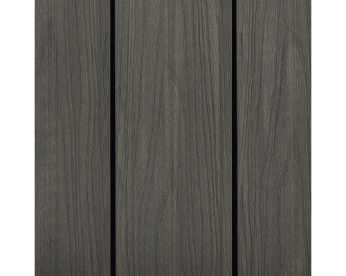 Tre trädäck av träkomposit