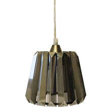 Pendellampa med metallelement