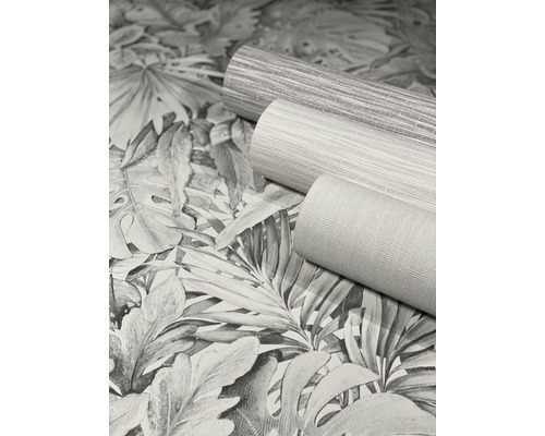 Tapeter med växtmönster och rullar