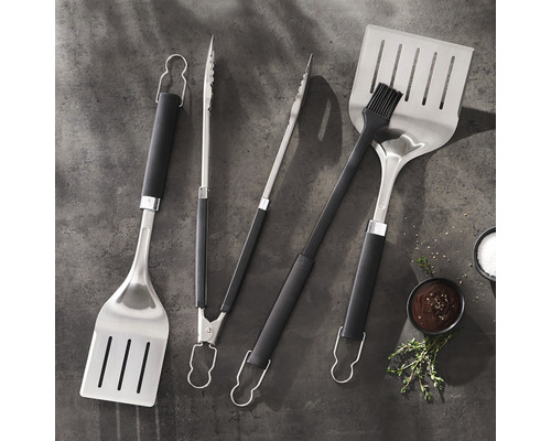 Grillbestickset med tång, stekspade och pensel