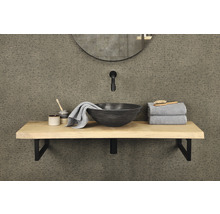 Badrumstvättställ med ovanpåliggande tvättställ, armatur, spegel och handdukar