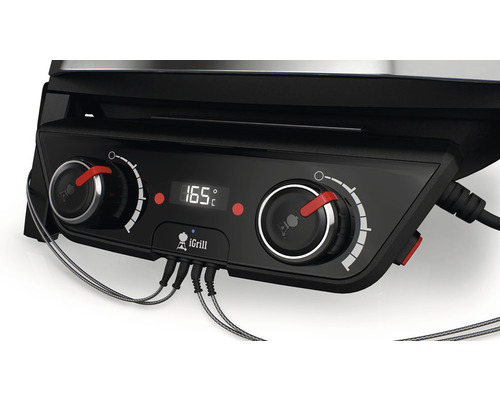 Närbild av kontrollpanelen på en elektrisk grill med temperaturkontroller och digital display.