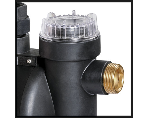 Detaljvy av ett vattenfilter med transparent lock och anslutningsstycke