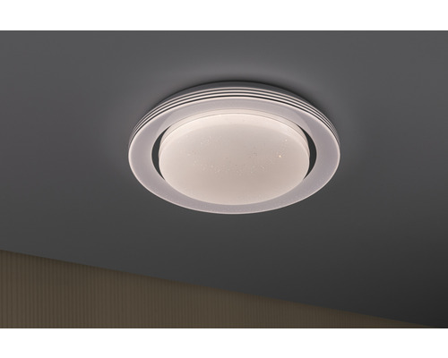 Taklampa med rund form och dekorativ ring