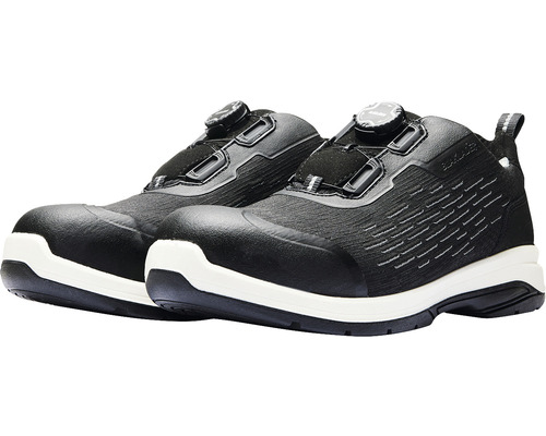 Par svarta skyddsskor med vridlås