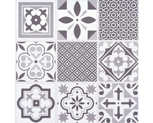 Kakelmönster med olika geometriska och blommiga motiv