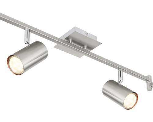 Två lampor på en silverfärgad skena för takbelysning