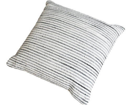 Fyrkantig kudde med randigt mönster