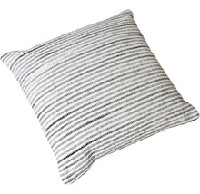 Fyrkantig kudde med randigt mönster