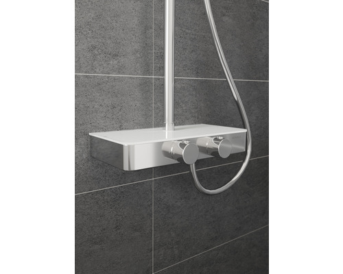 Duschtermostat för utanpåliggande montage med två vridhandtag och duschstång