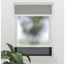 Fönster med spänd plisségardin som insynsskydd och solskydd