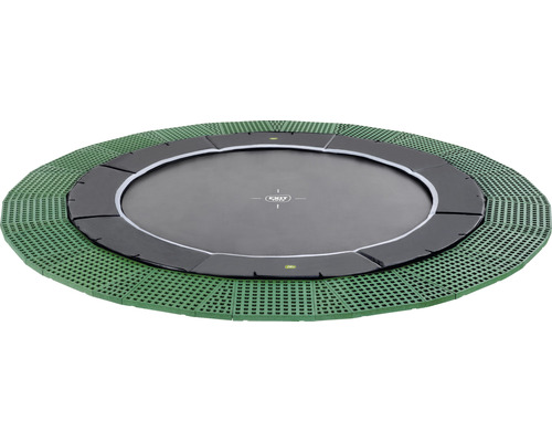 Rund trädgårdstrampolin med gröna skyddsmattor