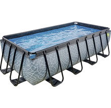 Rektangulär pool med stålram och vattenyta