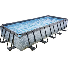 Rektangulär stålramspool med vatten