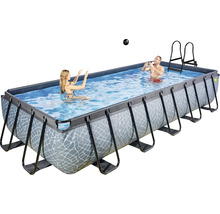 Rektangulär pool med stålram, stege och lekande människor