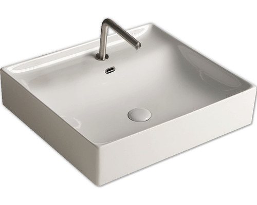 Tvättställsskål i keramik med blandare