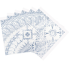 Flera vinylgolvplattor med mönster