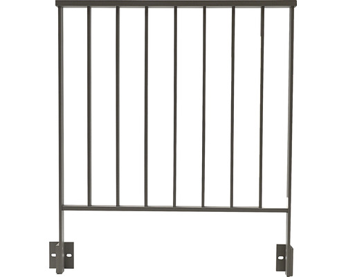 Metallstaket med vertikala ribbor och monteringsfästen