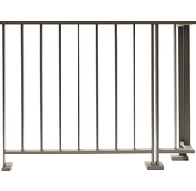 Metallräcke för utomhusbruk