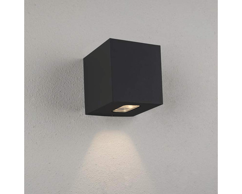 Kubisk vägglampa för inomhusbruk