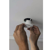 Installation av en rund infälld LED-taklampa