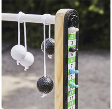 Kubb-spel med resultattavla och kulor