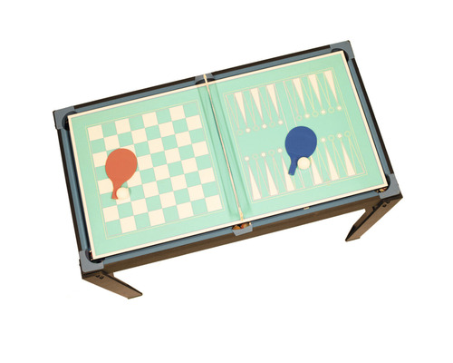 Multifunktionellt bord med schack, dam och backgammonspel