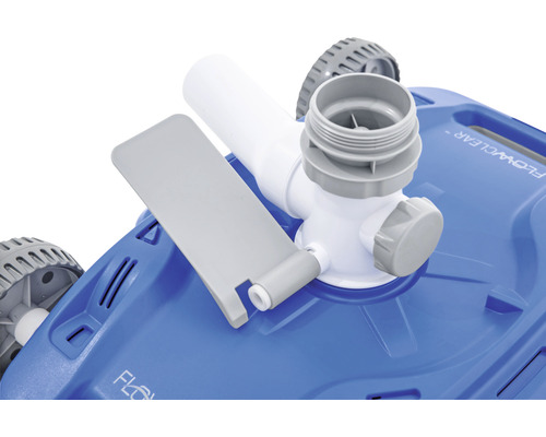 Detaljvy av en automatisk poolrengörare