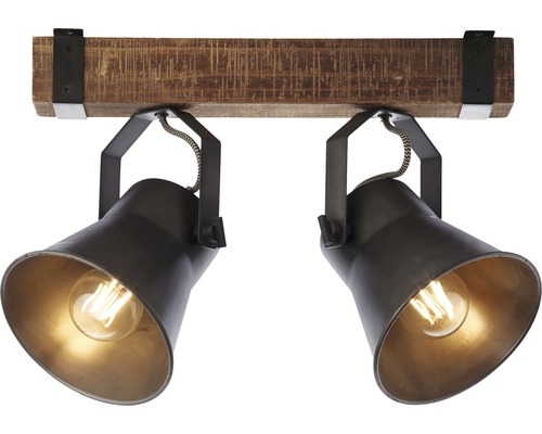 Taklampa med två spotlights på en träbjälke