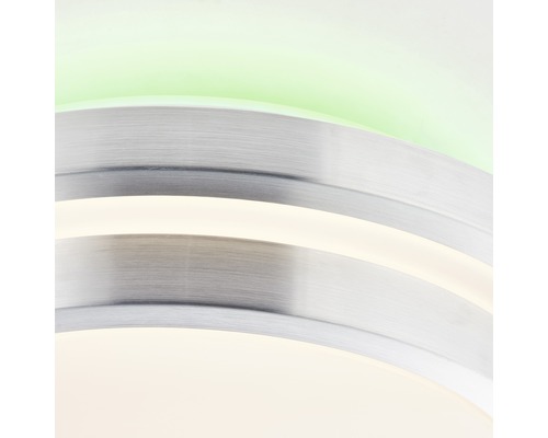 Detaljvy av en taklampa med ljuseffekter