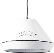Vit hänglampa med texten Farm House Local
