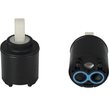 Keramisk insats för armatur, två vyer