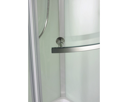 Detaljbild av duschkabin med glashylla