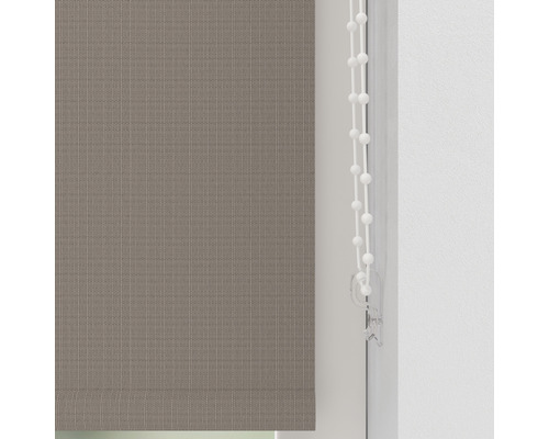 Brunaktig rullgardin med manöverkedja