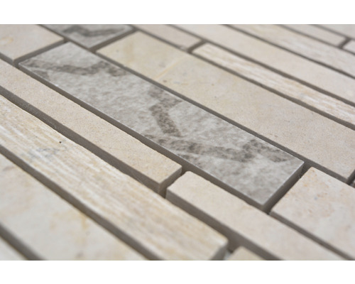 Mosaikplatta av natursten