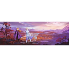 Illustration med karaktärerna Anna och Elsa från filmen Frost framför ett höstlandskap.
