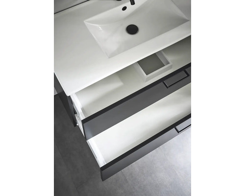 Tvättställsskåp med öppen utdragslåda för badrum