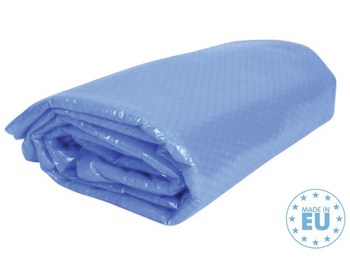 Rullad pooltäckning med bubbelplast och Made in EU-sigill