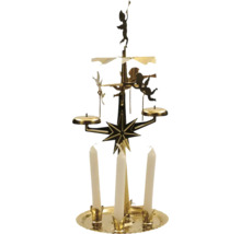 Julpyramid med änglar och ljus