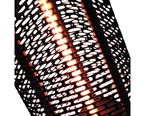 Närbild av en terrassvärmare med galler