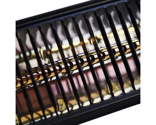 Närbild av en terrassvärmare med skyddsgaller