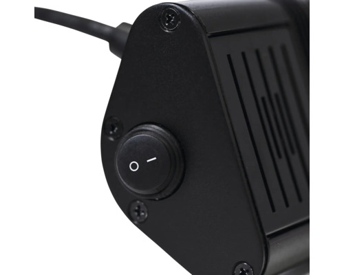 Närbild av en enhet med strömbrytare