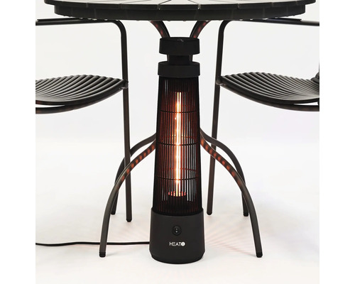 Bordsvärmare med bord och stolar