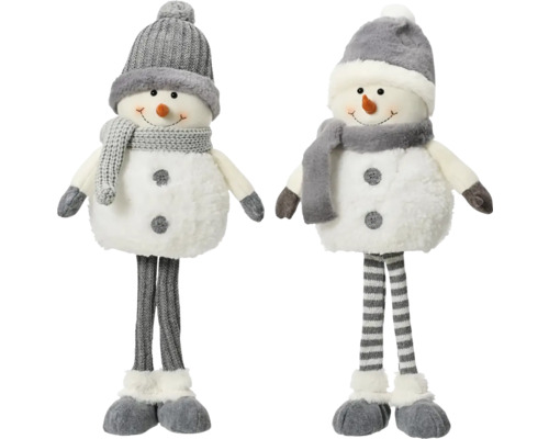 Två tygsnögubbar med mössor och halsdukar som juldekoration