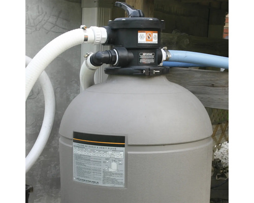 Sandfilteranläggning för pooler med slanganslutningar